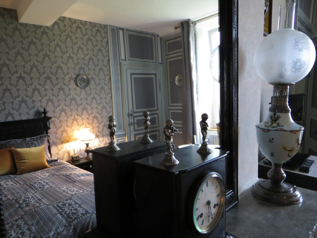 Bed and Breakfast Le Bailli De Montsaugeon Habitación foto