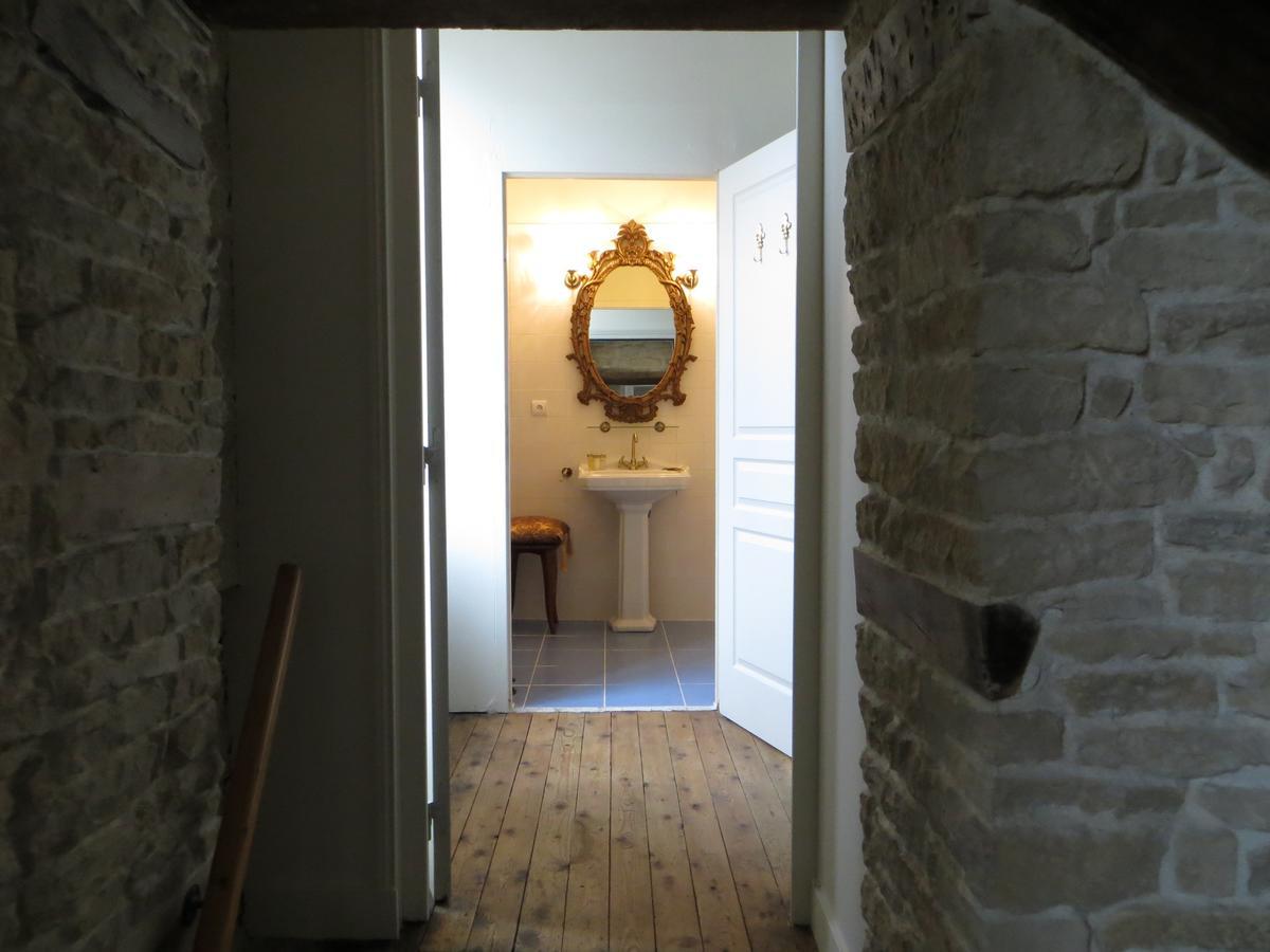 Bed and Breakfast Le Bailli De Montsaugeon Habitación foto