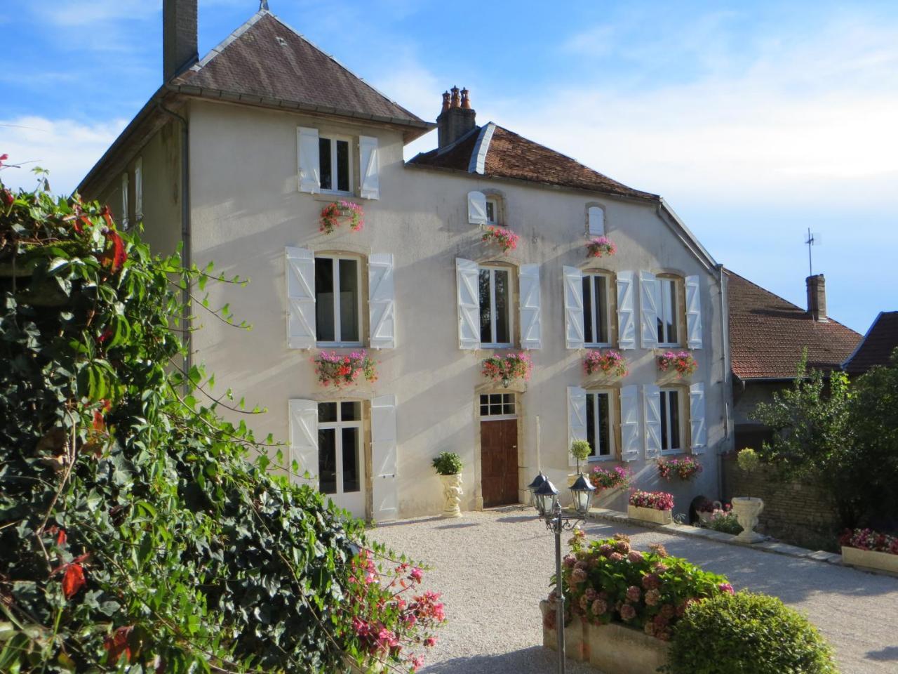 Bed and Breakfast Le Bailli De Montsaugeon Exterior foto